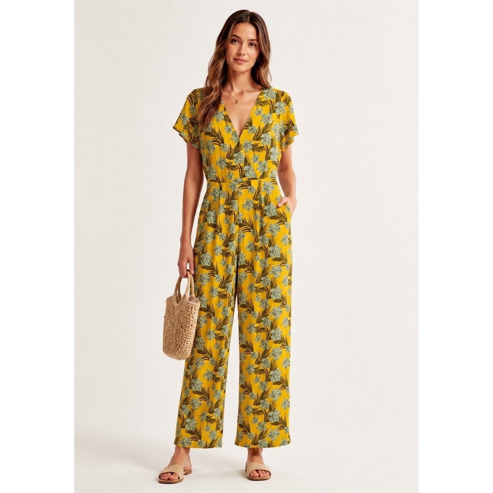 Skies are Blue Jumpsuit Womens Medium Yellow S/S Hawaiian Wide Leg Pleated